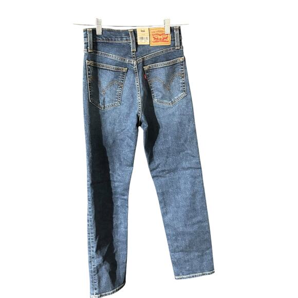 NWT Levi’s Wedgie Straight Hi Rise Jeans 25x28 Snug Thru Hip Thigh - Picture 3 of 5